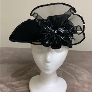 Pill box black hat